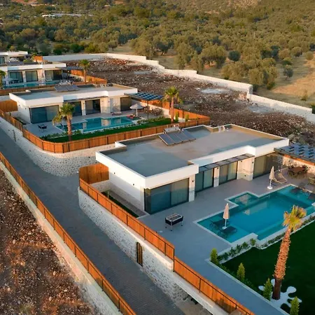 Sundia Villa *